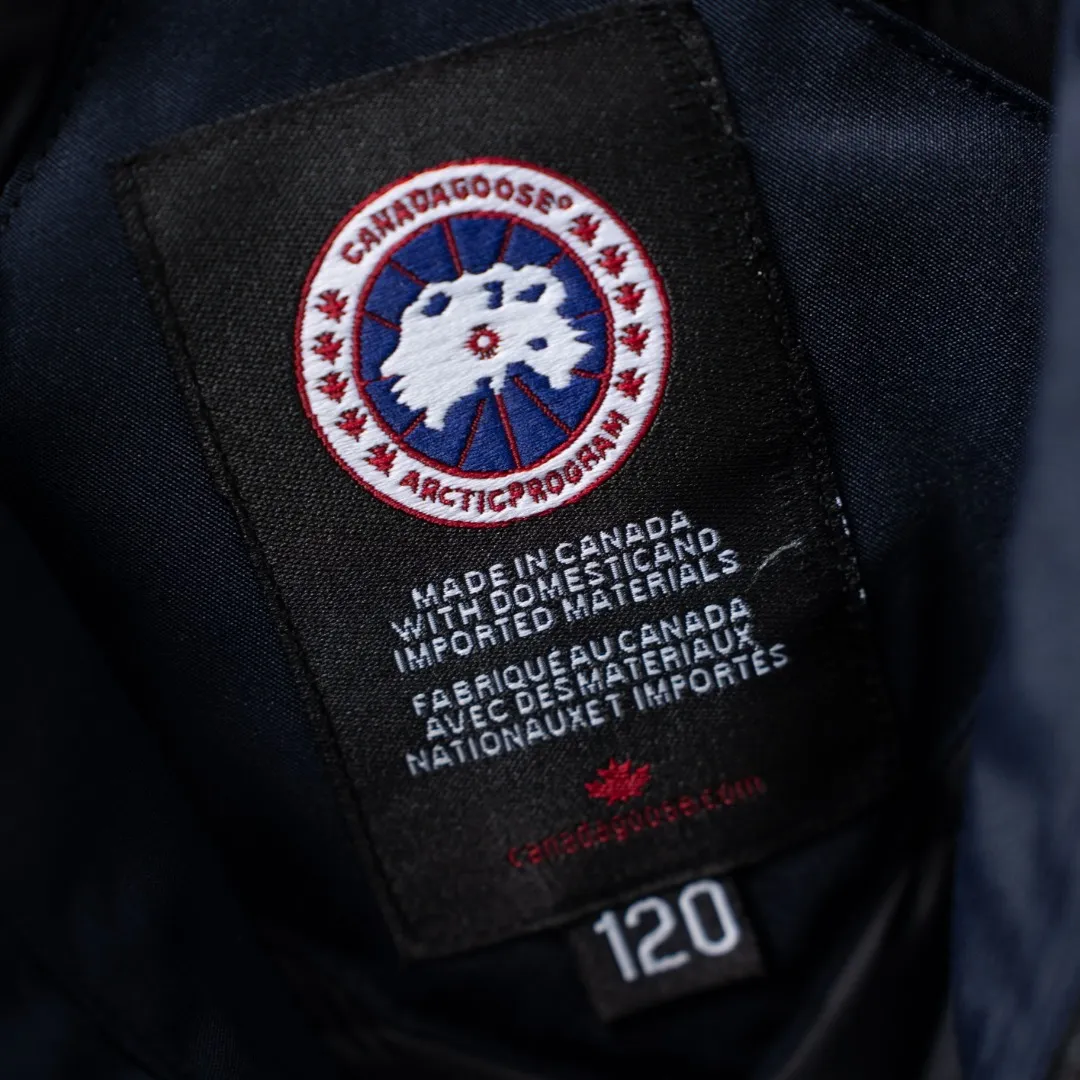P660 CANADA GOOSE丨Canada Goose C08 children's clothing, children's hooded down jacket Color: dark blue Size: 110-160